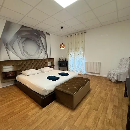 Le Saint Denis 4 - Maison - Wifi - Home&service Hébergement de vacances Le Mans